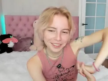 ReginaShine – webcam model profile photo Image 8