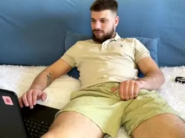 esthetics_boys – webcam model profile photo Image 2