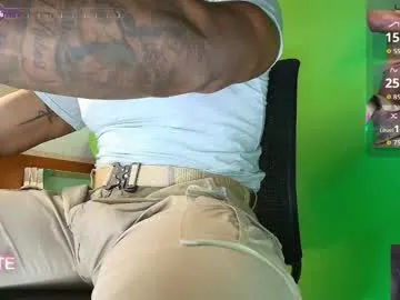 BabeBeth40 – webcam model profile photo Image 15