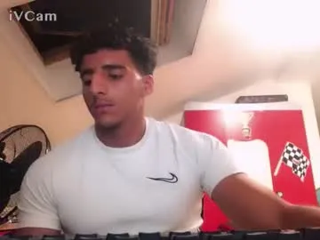 KamaFeels – webcam model profile photo Image 11