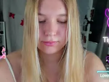 aloeloea – webcam model profile photo Image 11