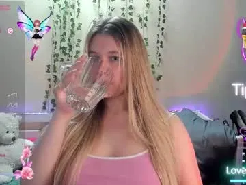 aloeloea – webcam model profile photo Image 4