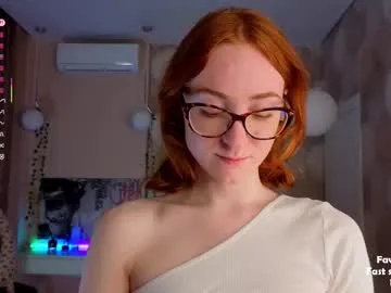 SashaVaughn – webcam model profile photo Image 12