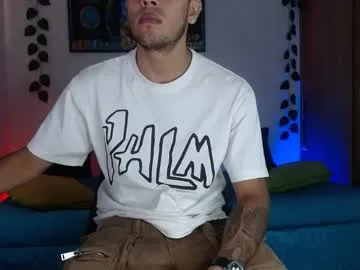 KateDivineUK – webcam model profile photo Image 12