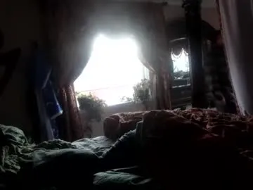 LorrySkye – webcam model profile photo Image 5