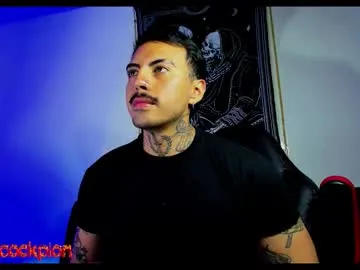 maxkaiden – webcam model profile photo Image 14