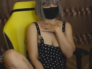 EmmyKrist – webcam model profile photo Image 13