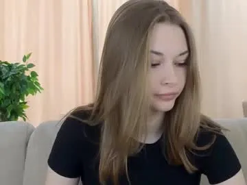 KarolinaMilf – webcam model profile photo Image 12