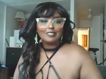 LizzieGreyX – webcam model profile photo Image 2