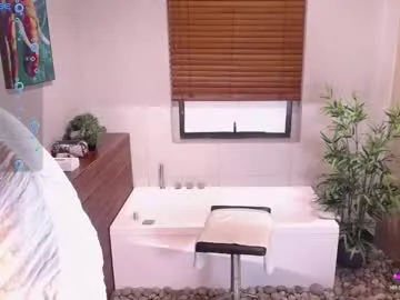 LizzieGreyX – webcam model profile photo Image 8