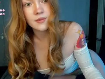 marinaWQ – webcam model profile photo Image 12