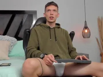 boysgang_sex – webcam model profile photo Image 3