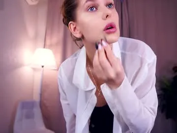 Miqibaob – webcam model profile photo Image 11