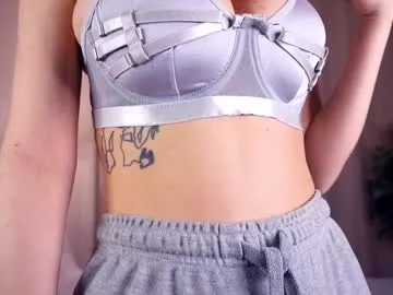 Miqibaob – webcam model profile photo Image 7