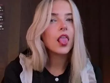 blondebab3 – webcam model profile photo Image 2