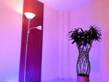 pintsizedblonde – webcam model profile photo Image 13