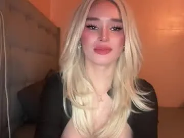 blondeangel_4u2 – webcam model profile photo Image 7