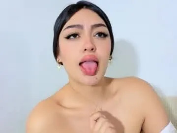 YourWitcher – webcam model profile photo Image 6