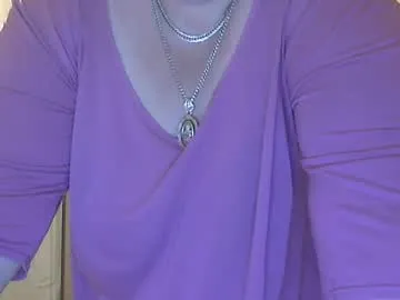 LanaBlondeBush – webcam model profile photo Image 12