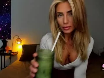 DirtyLittleSlut – webcam model profile photo Image 2