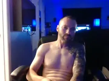 British_EmJess – webcam model profile photo Image 12