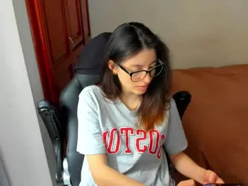 EditaMilf – webcam model profile photo Image 3