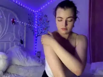 AmbeerLie – webcam model profile photo Image 11