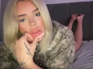 heanvenlyblonde – webcam model profile photo Image 2