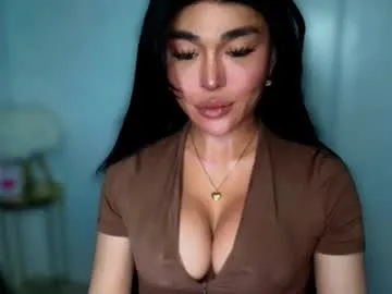 carry_hai – webcam model profile photo Image 10