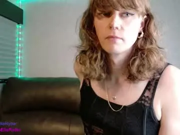 keziakinlley – webcam model profile photo Image 3