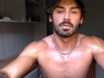 reeves_bae – webcam model profile photo Image 11