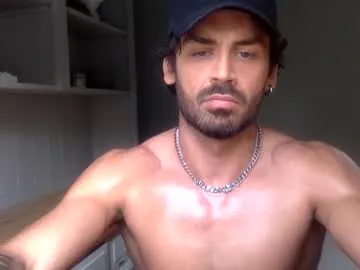 reeves_bae – webcam model profile photo Image 13