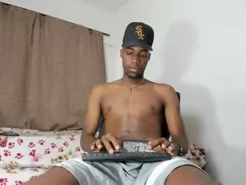 British_EmJess – webcam model profile photo Image 7