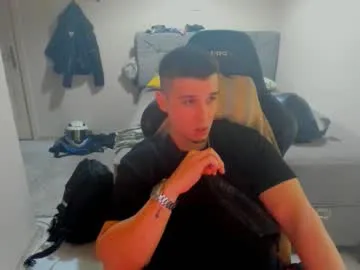 LoraDevine – webcam model profile photo Image 10