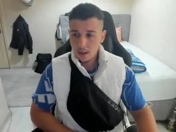 LoraDevine – webcam model profile photo Image 18