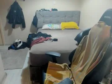 LoraDevine – webcam model profile photo Image 7