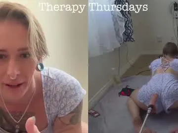 LorrySkye – webcam model profile photo Image 13