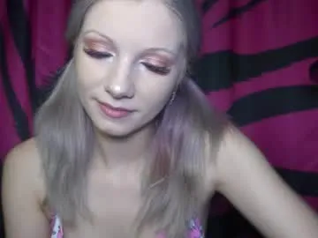 Lyalya7771 – webcam model profile photo Image 3