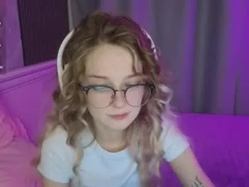 SashaVaughn – webcam model profile photo Image 19