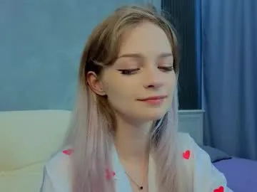 SashaVaughn – webcam model profile photo Image 2