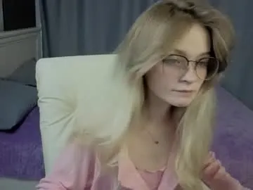 SashaVaughn – webcam model profile photo Image 7