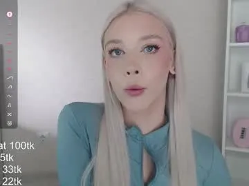 LanaBlondeBush – webcam model profile photo Image 16