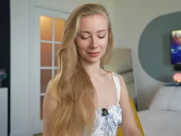 alicepussy – webcam model profile photo Image 2