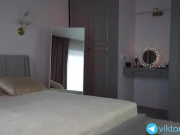 alicepussy – webcam model profile photo Image 4