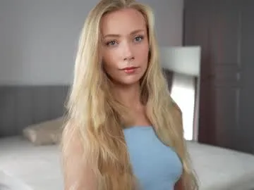 alicepussy – webcam model profile photo Image 9