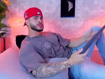 GlamGran – webcam model profile photo Image 10