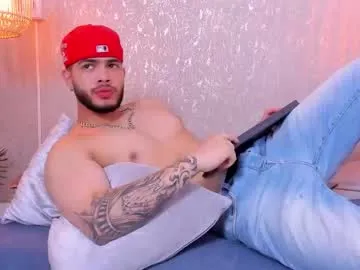 GlamGran – webcam model profile photo Image 8