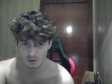 reeves_bae – webcam model profile photo Image 2