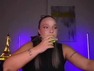 viollasinzz Image 12