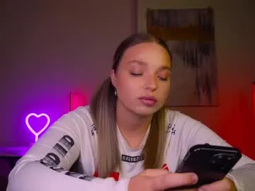 viollasinzz Image 4